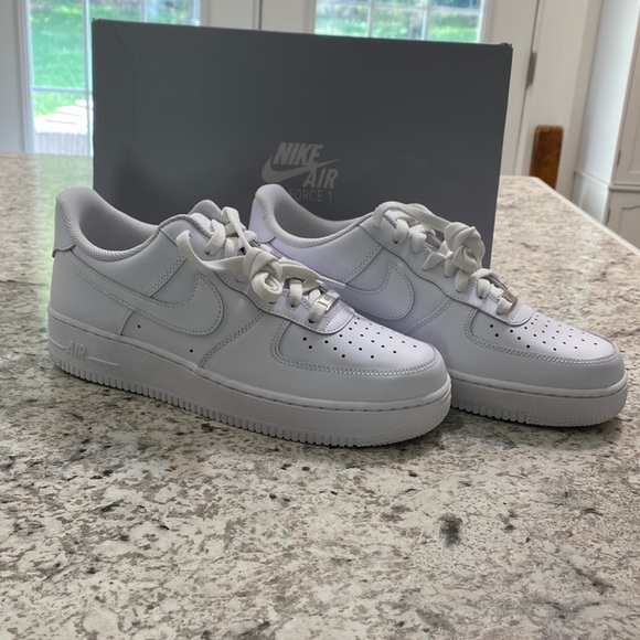 Nike Other - Nike Air Force 1 Low ‘07 White
